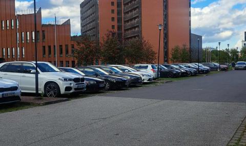 Tartu Tervishoiu kõrgkooli parkla