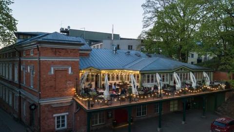 Vilde ja Vine restorani õueala. 